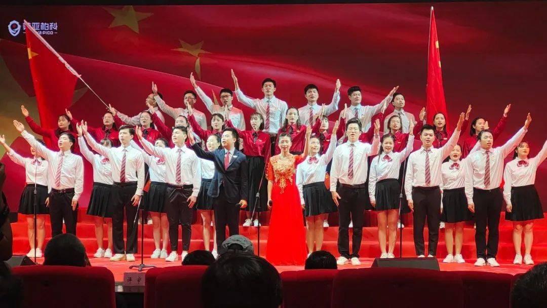僵尸女友爱爬树